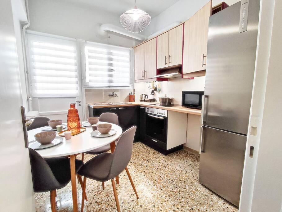 As ✓Two Bedroom Apartment In Thissio Атина Екстериор снимка