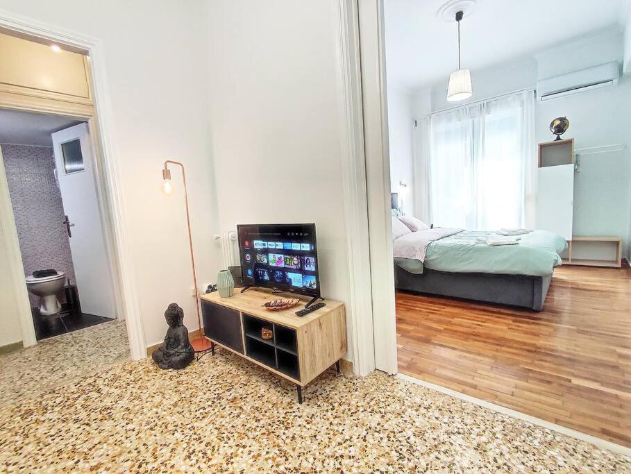 As ✓Two Bedroom Apartment In Thissio Атина Екстериор снимка